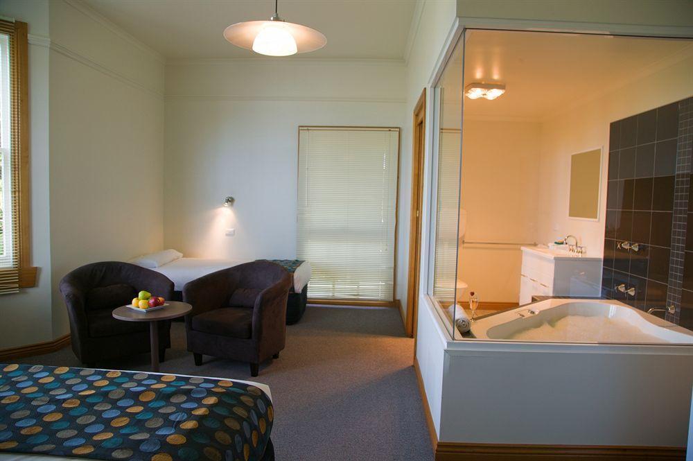 Seaview 3*